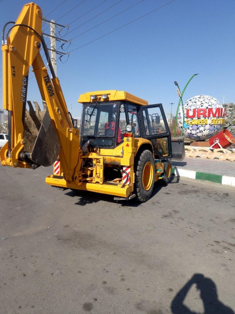 خدمات بیل مکانیکی و بیل بکهو