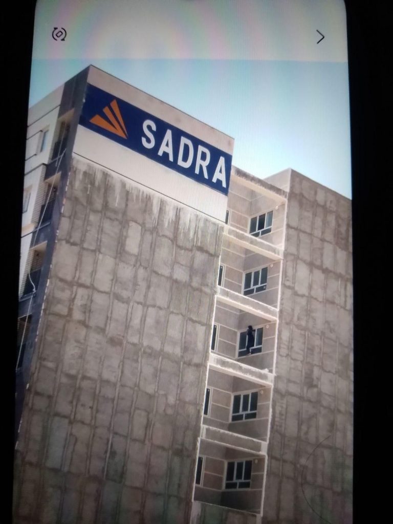 سیمان کاری بدون نصب داربست