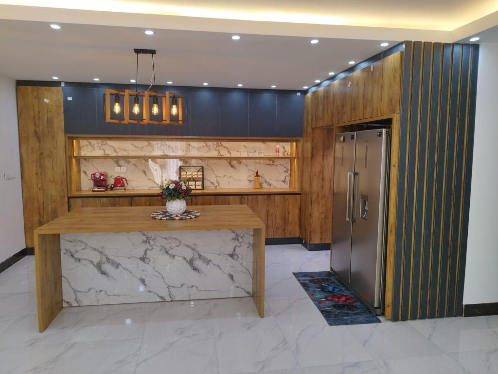 کابینت و کمددیواری علی نجاردارنده مدرک فنی حرفه ای