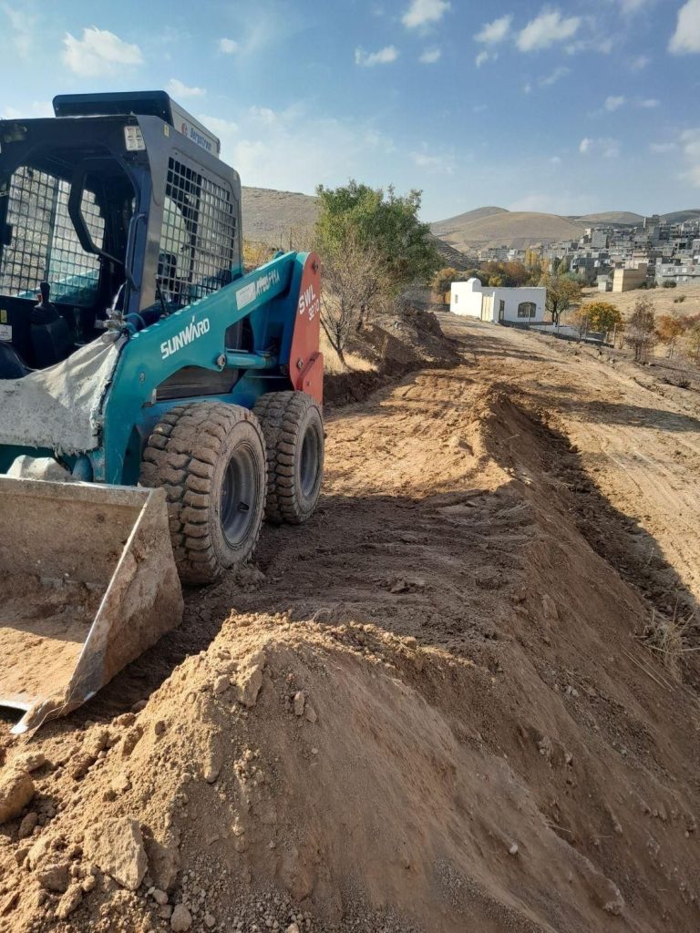 اجاره بابکت یا مینی لودر