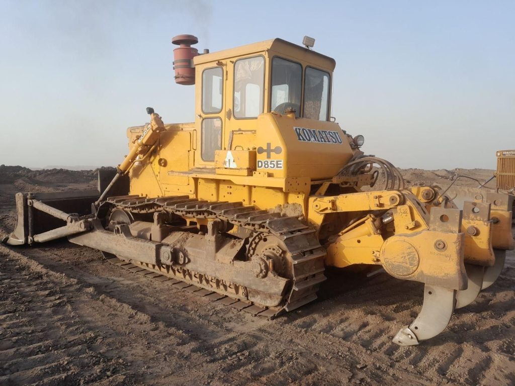 خدمات بلدوزر ۸۵در خراسان جنوبی