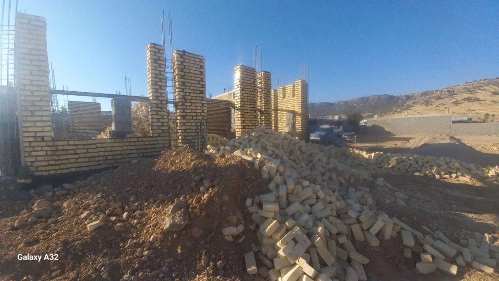 استاد کار بنا