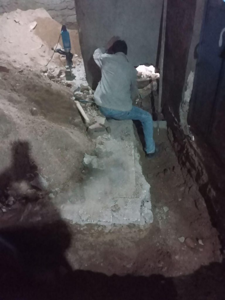 سیمانکاری بلوک چینی وشیب بندی وسیمان سفید