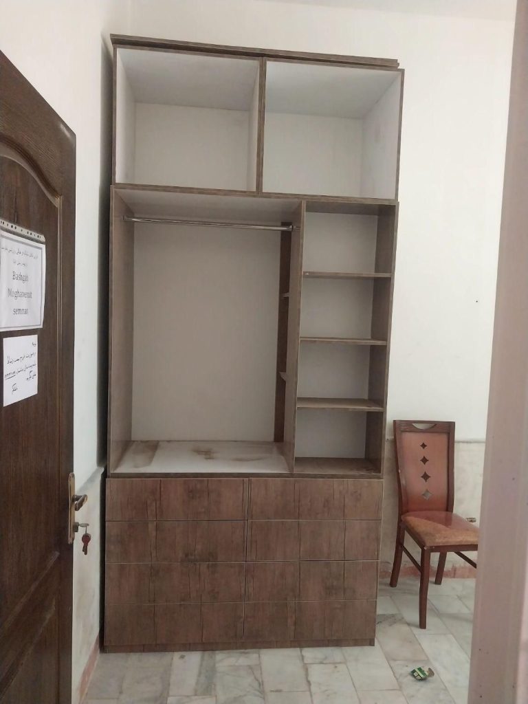 طراحی ساخت و نصب کمد کابینت دراور جاکفشی و….