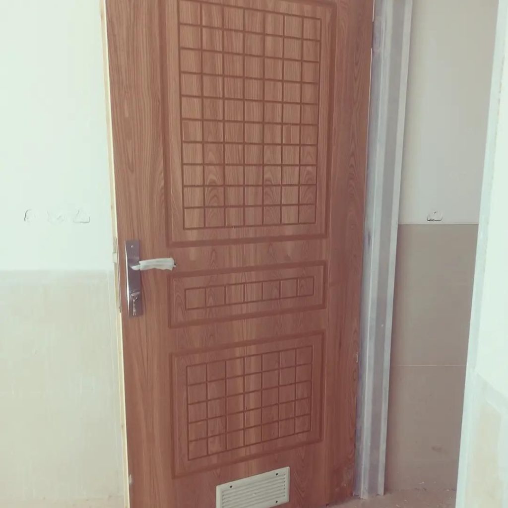ساخت درب چوبی(نجار)
