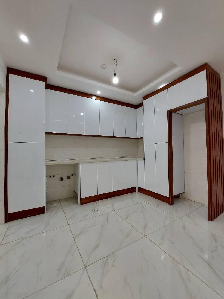 اجرا انواع کابینت و کمد دیواری وانواع مسنوجات چوبی