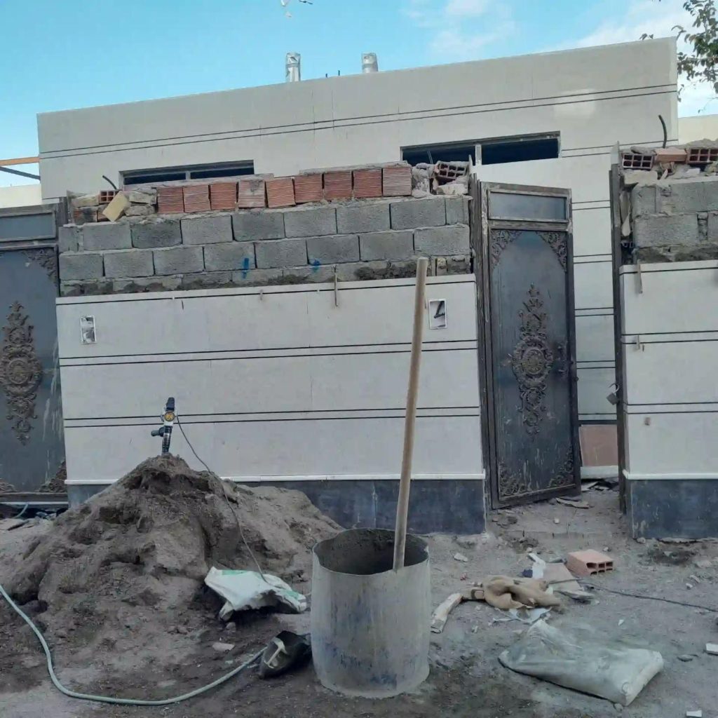 اوستا بنا سرام کار و سنگ کار سیمان کار دیوارچین