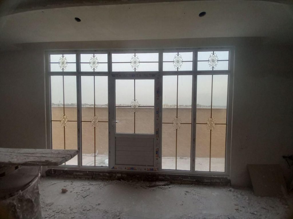 تولید درب و پنجره پی وی سی upvc