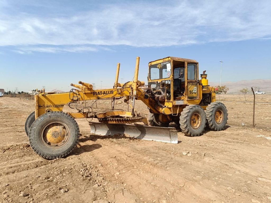 اجاره دهنده گریدر غلطک و ماشین آلات راهسازی