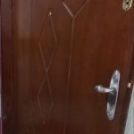 درب ورودی اپارتمان بارها چوب  و مغزی