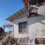 زمین ۱۰۰۰متری آبسرد با بنای قدیمی