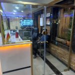 تعمیرات ریگلاژ و نصب انواع درب شیشه سکوریت