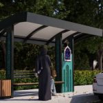 نقاشی درب  و پنجره و ساختمان