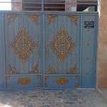 نقاشی درب  و پنجره و ساختمان