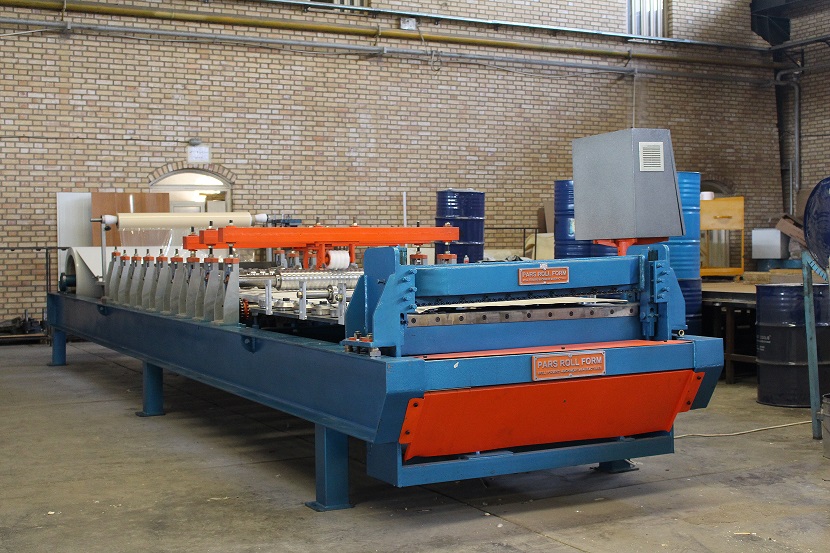 فروش خط تولید دستگاه ساندویچ پانل سقفی – دیواری 09121889200