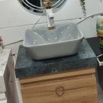 روشویی و آینه هوشمند